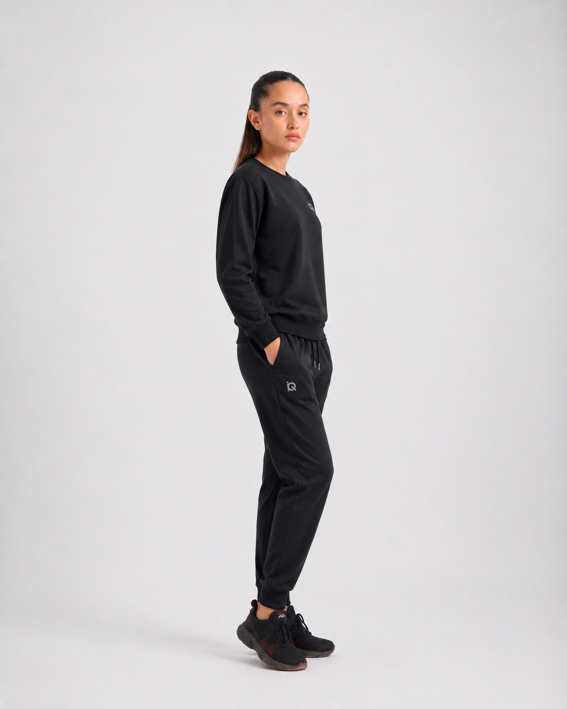W-Black IQ Sweatshirt Tracksuit