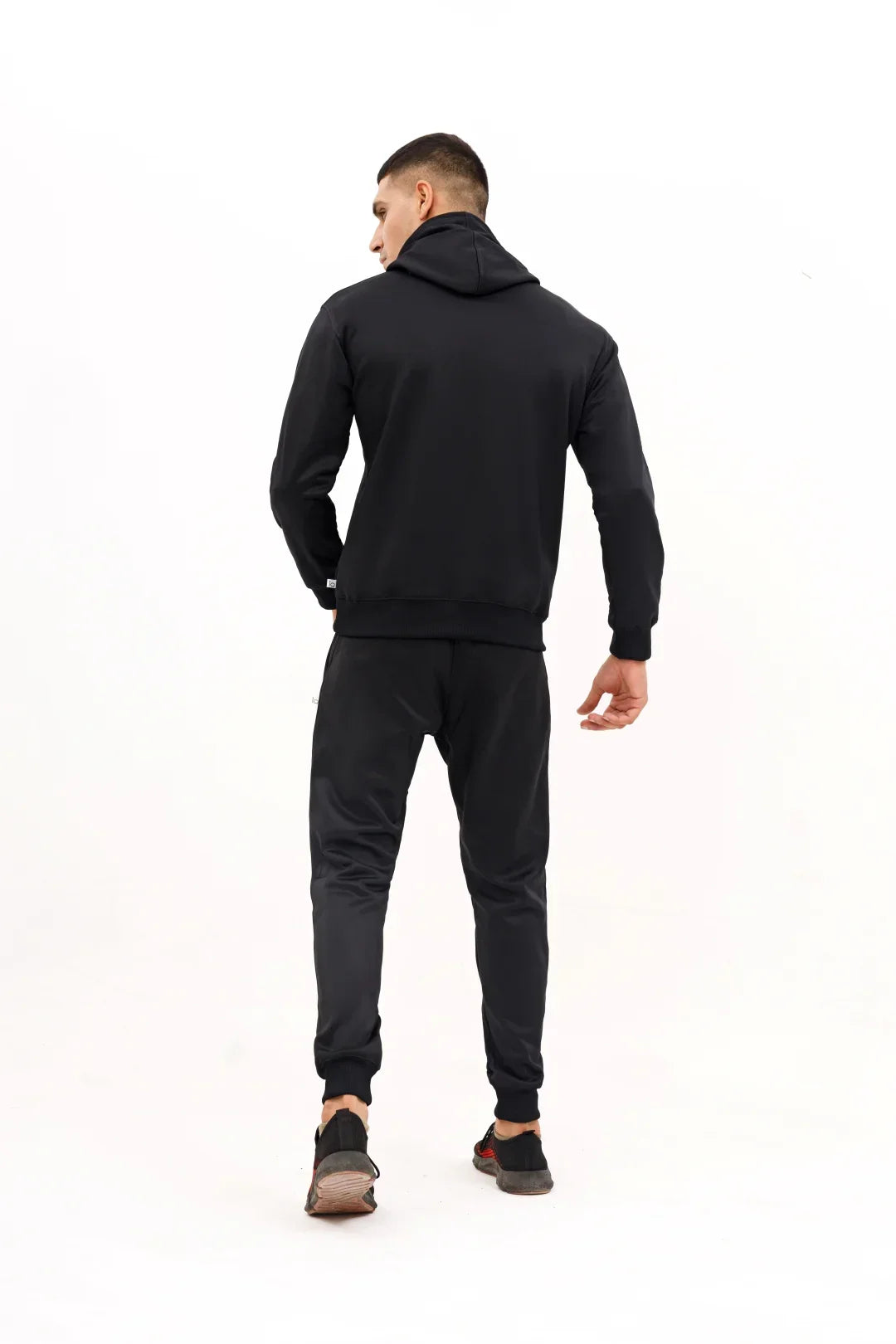 Black Hoodie Tracksuit – Saeed Ajmal’s Choice