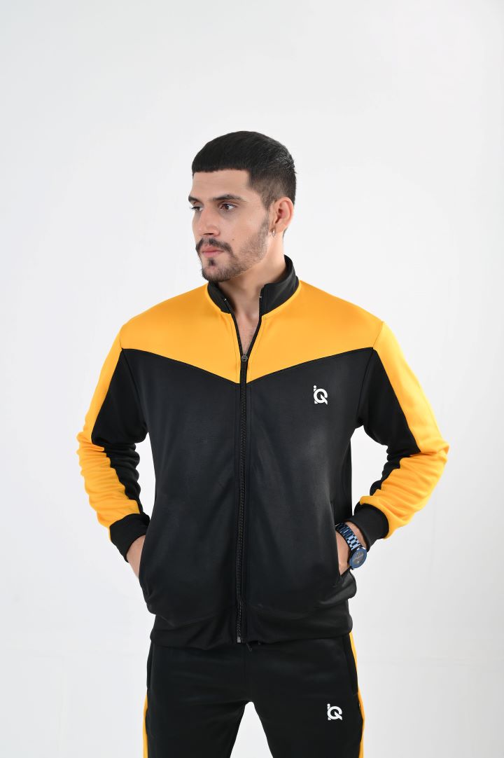 Golden Stride Zipper