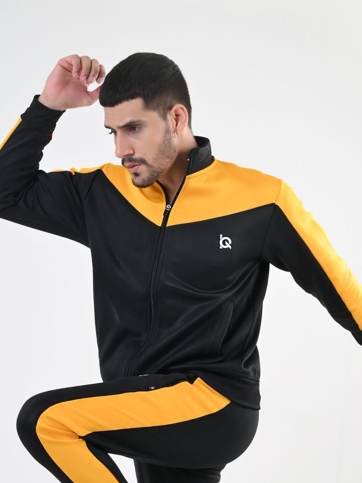 Golden Stride Zipper