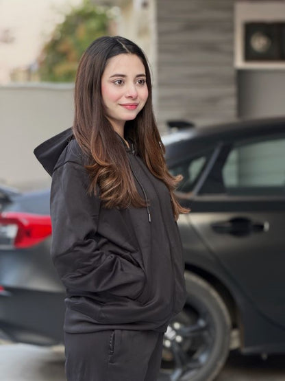 W-Sleek Black Full-Zip