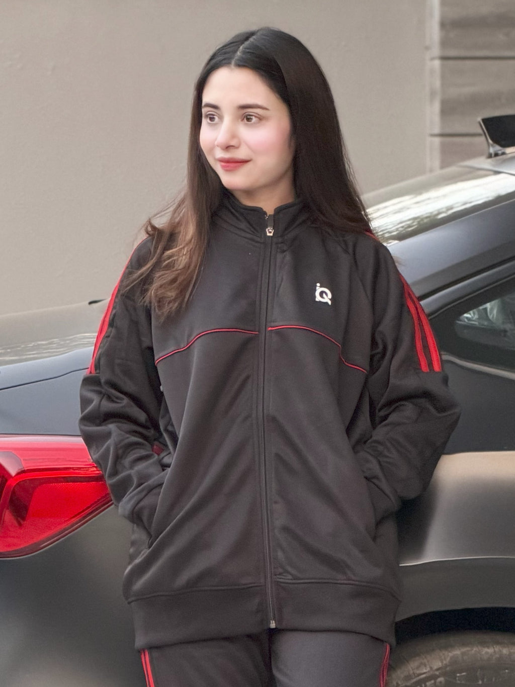 W-Orange Strike Zipper