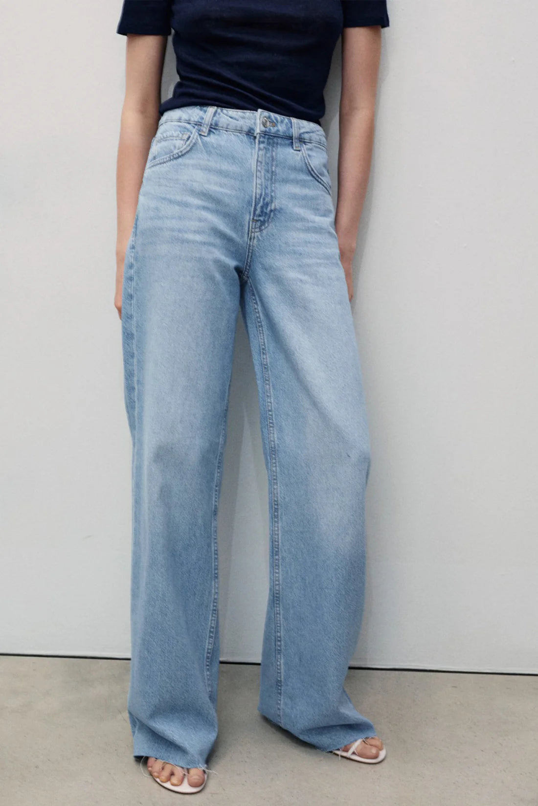 Wide Leg Jeans(Light blue)